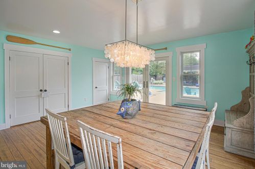 213 Avondale Cir, Severna Park MD  21146-4403 exterior