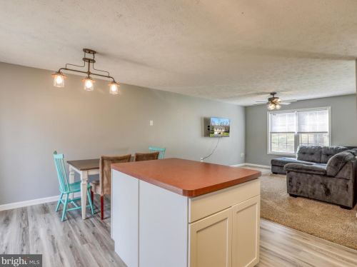 653 Warden Circle Rd, Wardensville WV  26851-8354 exterior