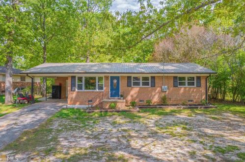 121 Kelsey Dr, Hartwell, GA 30643-2070