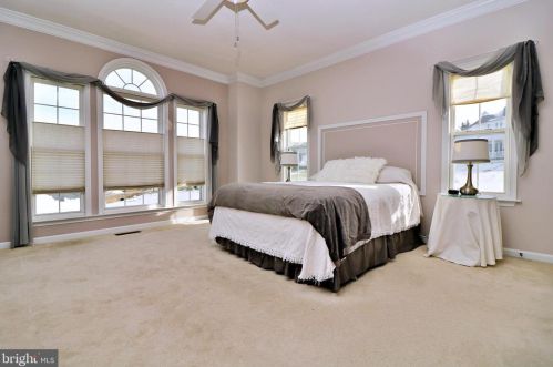 34 Colonel Miles Ct, Harpers Ferry WV 25425-3109 exterior