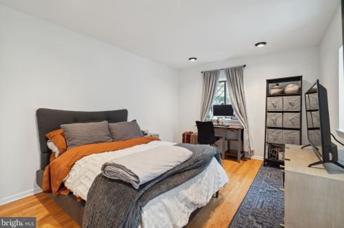 620 19 St, Philadelphia PA  19146-1439 exterior