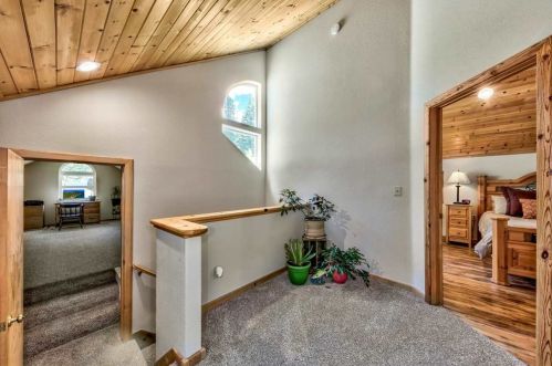 14575 Donnington Ln, Truckee CA  96161-2200 exterior
