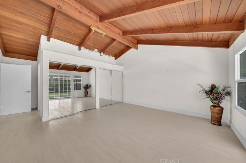 5771 Heil Ave, Huntington Beach CA  92649-3771 exterior