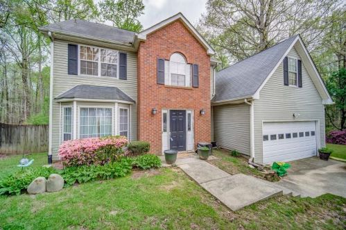 2852 Lake Vista Dr, Buford, GA 30519-6727