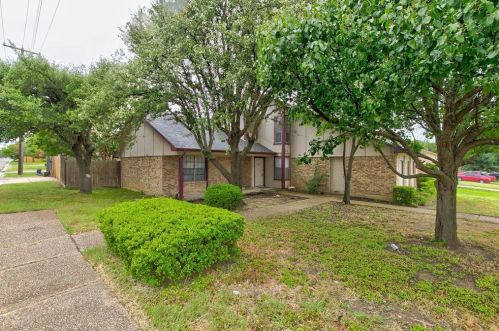 3701 Misty Meadow Dr, Fort Worth, TX 76133-6320