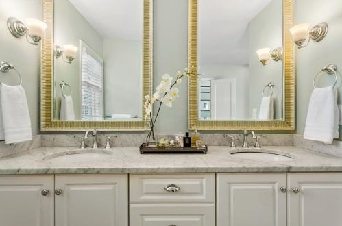 4045 Arden Way, Atlanta GA  30342-3954 exterior