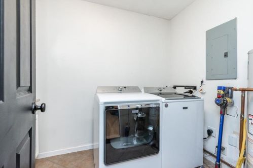 2334 Cortez Way, Atlanta GA  30319-3914 exterior