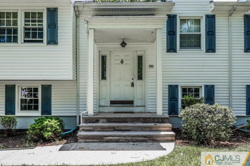99 Mount Pleasant Ave, Edison, NJ 08820-2111