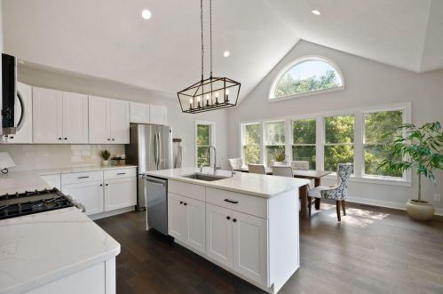 1647 Jersey Ave, Minneapolis MN  55426-2144 exterior
