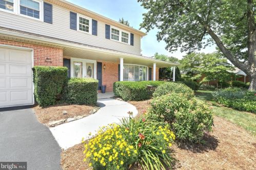 420 Meridian Ln, York, PA 17402-3619