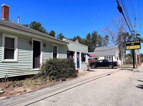 80 Chestnut Hill Rd, Rochester, NH 03867-5121