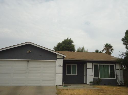 2036 Rock Pine Ct, Modesto, CA 95351-3451