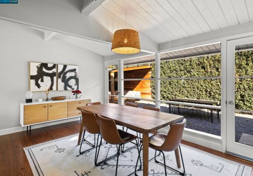 2245 Krueger Dr, Concord CA  94520-1750 exterior