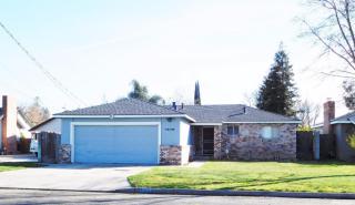1672 Merritt St, Turlock, CA 95380-4242