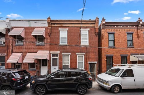 3042 Livingston St, Philadelphia, PA 19134-5039
