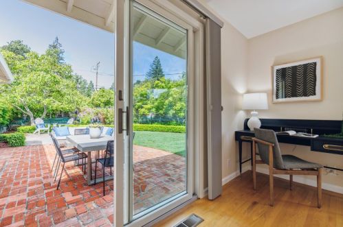 911 Echo Dr, Los Altos CA  94024-4874 exterior