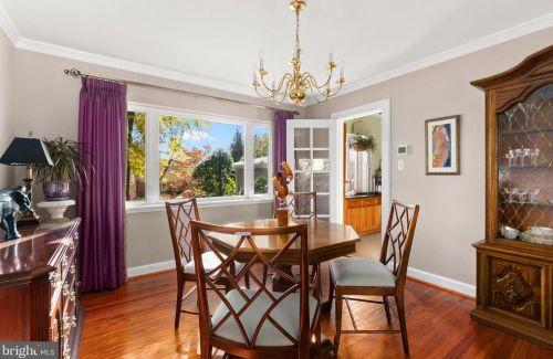 1211 Pinecrest Cir, Silver Spring MD exterior