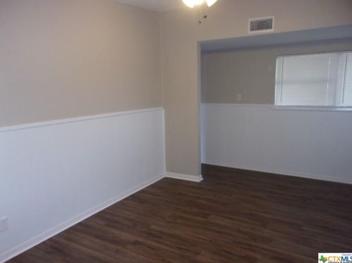 3603 Bobolink St, Victoria, TX 77901-7687
