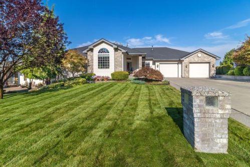 8302 West Terrace Dr, Amber, WA 99004-9617