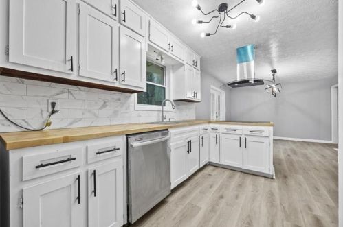 3005 Riviera Dr, Conyers GA  30012-2756 exterior