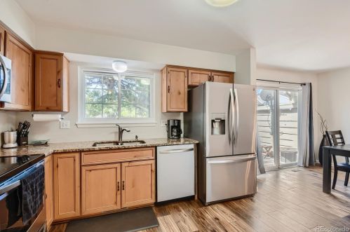 7084 Appleton Cir, Englewood CO 80112-1171 exterior