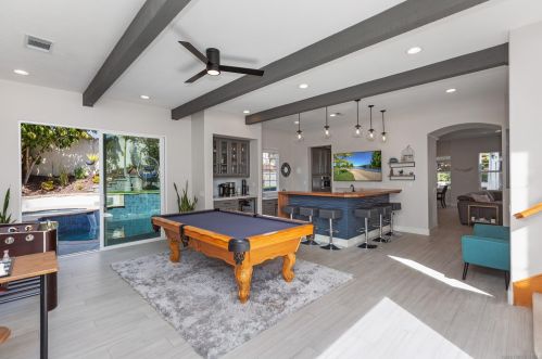 8104 Calle Catalonia, Carlsbad CA  92009-8954 exterior