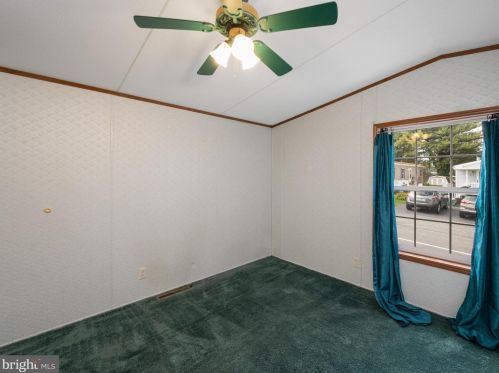 208 Saddleford Ct, Lancaster PA  17603-2188 exterior