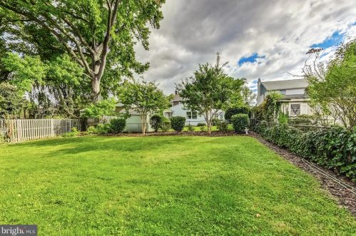 110 Granville Dr, Silver Spring MD 20901-3104 exterior