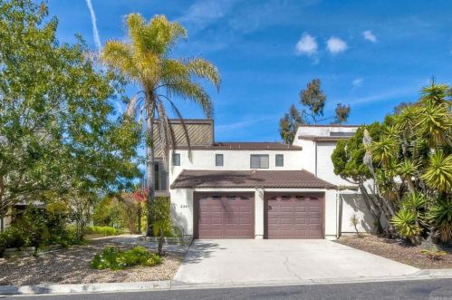 2347 Nicklaus Dr, Oceanside, CA 92056-3702