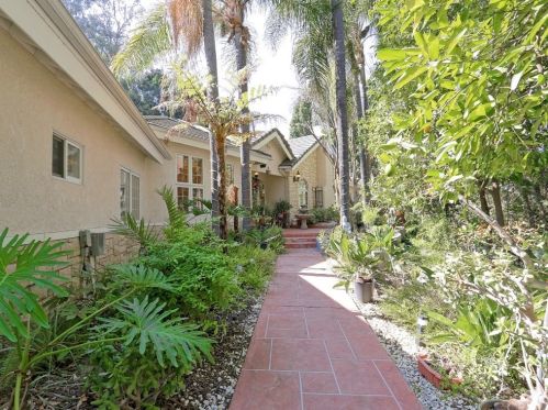 141 Peralta Hills Dr, Anaheim CA  92807-3424 exterior
