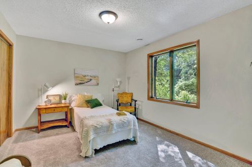 3735 Greensboro Dr, Saint Paul MN  55123-2242 exterior