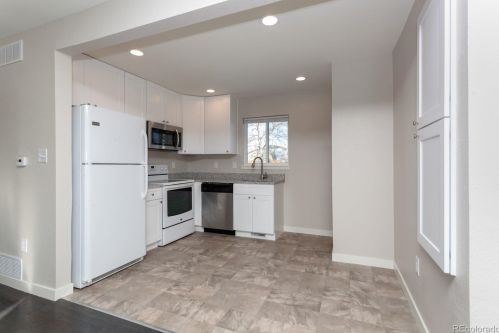 7020 Birch St, Denver, CO 80022-1823