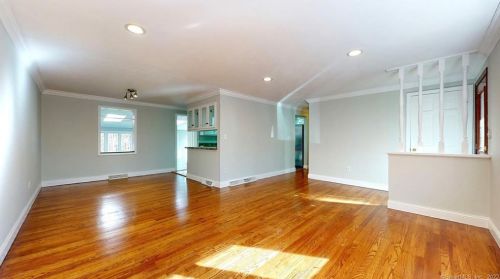 116 Old Tannery Rd, Upper Stepney, CT 06468-1936