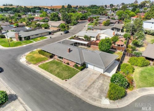 90 Edgewater Dr, Rio Vista, CA 94571-1821