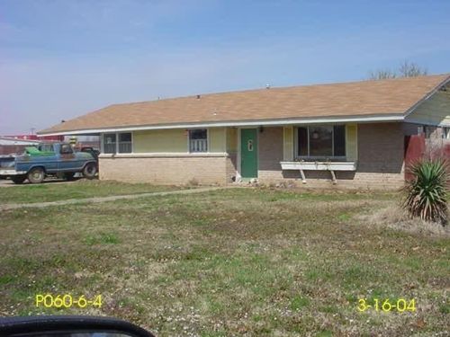 104 Cesar St, Pocola, OK 74902-1973