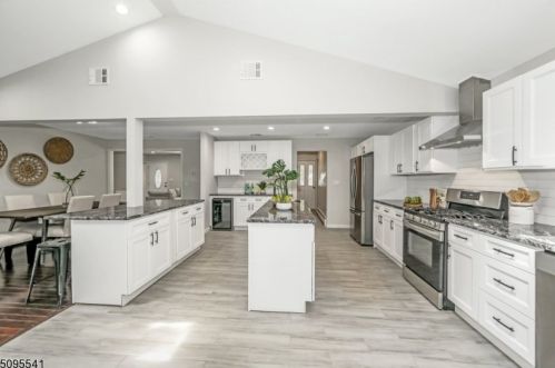 32 Stansfield Pl, Paterson NJ  07508-1672 exterior