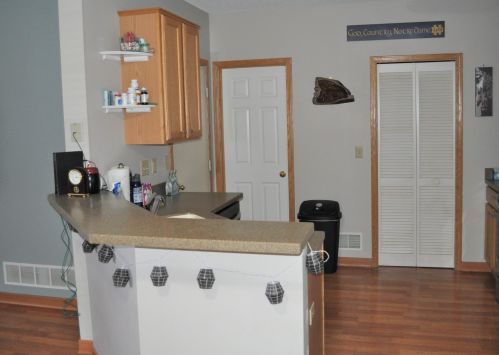 1891 Bluestem Ln, Saint Paul MN  55126-5018 exterior