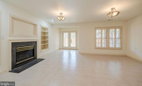 6235 Levi Ct, Springfield VA  22150-1190 exterior