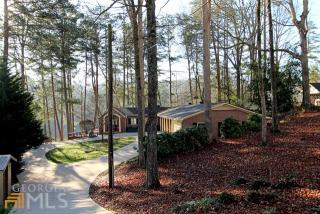 1938 Tapawingo Dr, Gainesville, GA 30501-1452