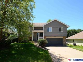 1512 Applewood Dr, Omaha, NE 68133-2518
