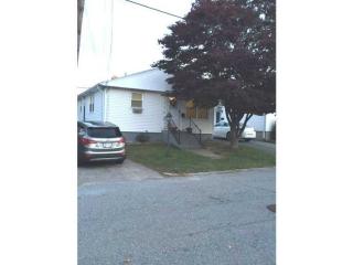 89 Waite St, Providence, RI 02908-1327