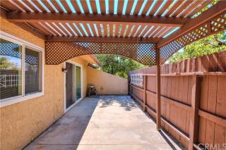 4017 Horseshoe Ln, Anaheim, CA 92807-2761