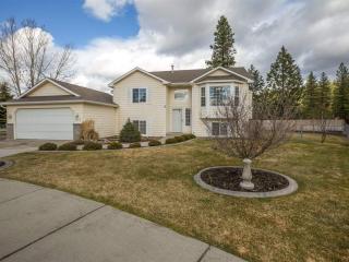 7818 Old Fort Dr, Spokane WA  99208-3702 exterior