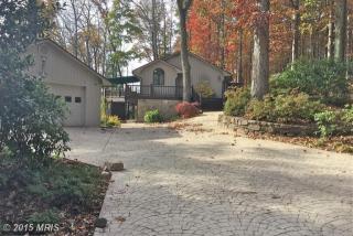 414 River Creek Rd, Wirtz, VA 24184-2016