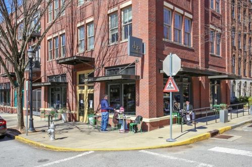 924 Garrett St, Atlanta GA  30316-6809 exterior