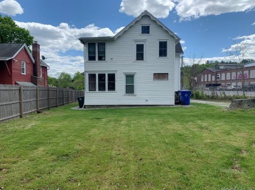 32 Lawton St, Torrington, CT 06790-6715