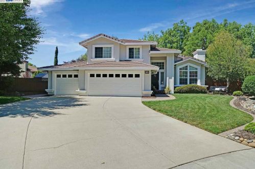 5540 Anita Ct, Livermore, CA 94550-2396