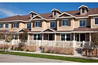 525 Garonne St, Oxnard, CA 93036-5314