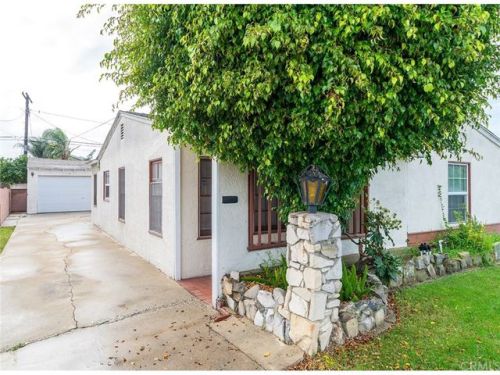 4926 129th St, Hawthorne, CA 90250-5004