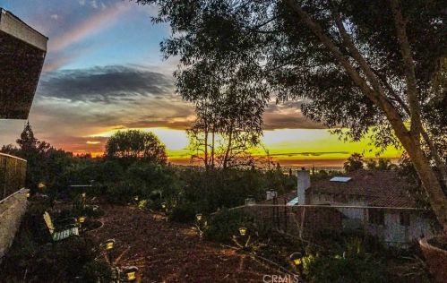 473 Country Hill Rd, Anaheim CA  92808-1353 exterior